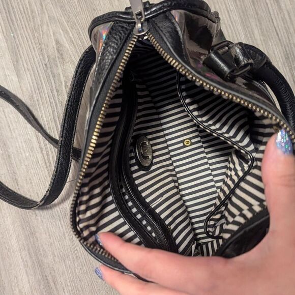 RARE! Holographic Crossbody Bag Nasty Gal - Picture 9 of 11